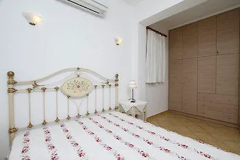 ホテル Saint Thomas Village 3*