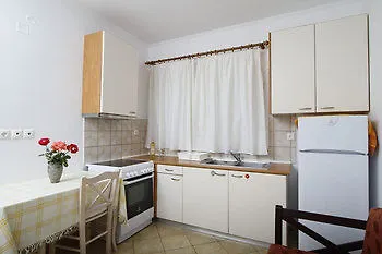 Saint Thomas Village Hotel 3*
