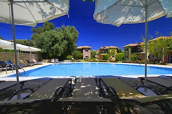 Hotel Saint Thomas Village 3*