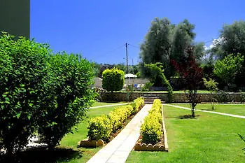 Saint Thomas Village Hotel 3*