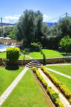 Saint Thomas Village Lefkada City